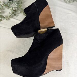 Shoe Dazzle Black Suede Wedge Booties with Tan Wood-Effect Heel